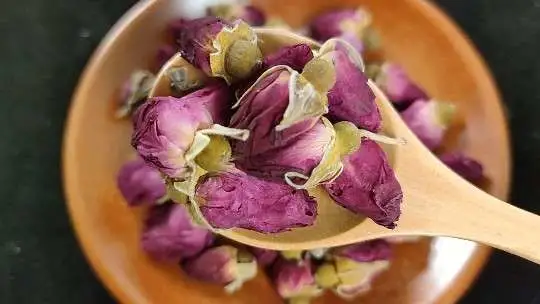 Atacado ervas chinesas orgânicas comestíveis secas botões de rosa rosa flores chá